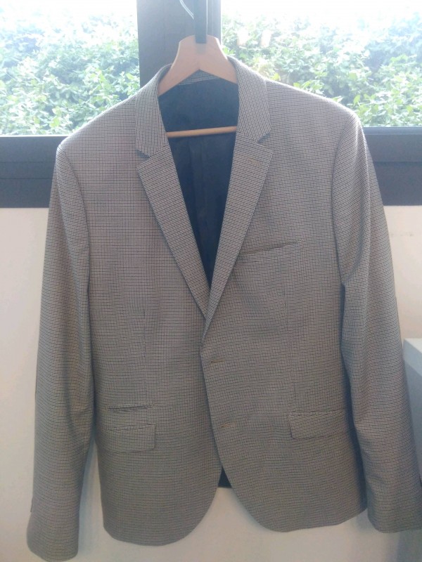 Quel est le meilleur dépôt-vente pour vendre acheter confier des sacs à main valises porte-monnaie vêtements de grandes marques en parfaite état pas cher et de façon urgente sur Montpellier quartier d