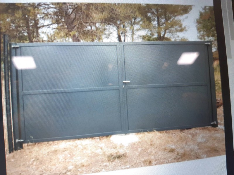 Achat de clôture et portail À Évreux Près de Guichainville