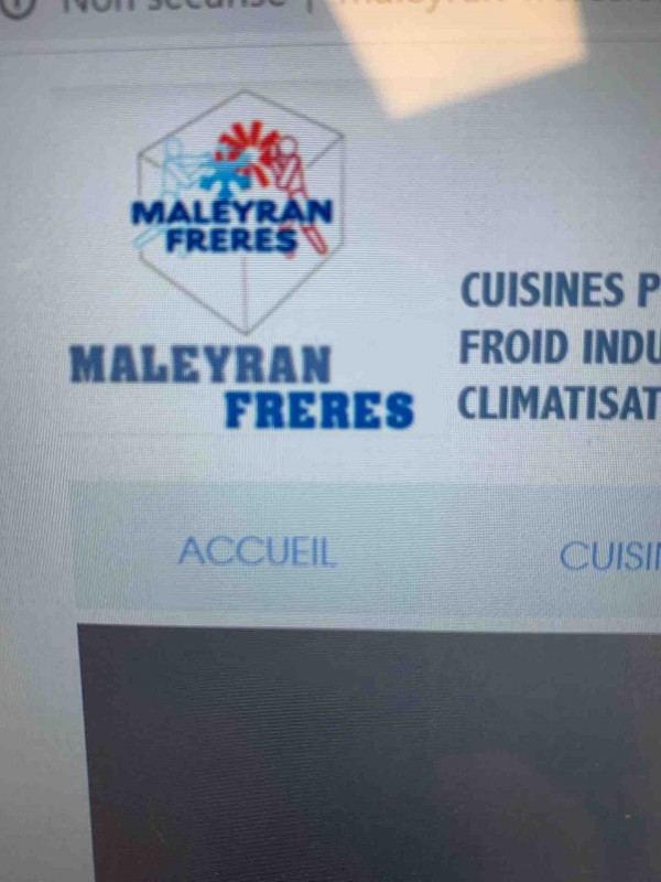 Acheter une haute pour cuisine professionnelles chez un Cuisiniste à Bordeaux en Gironde