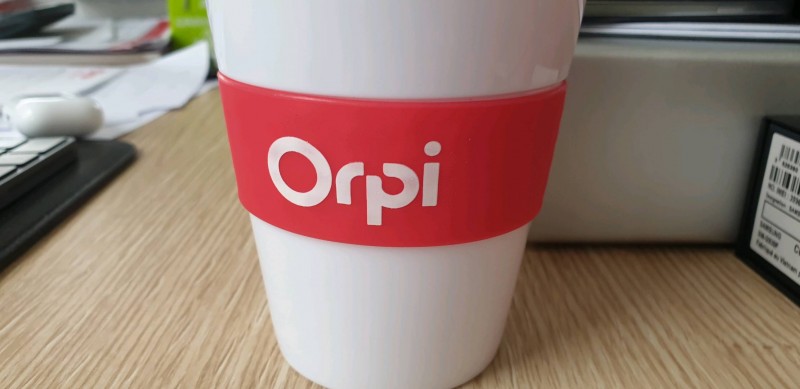 Quel est le prix au mètre carré d'un appartement au dernier étage avec ascenseur sur Paris 14 quartier pernety