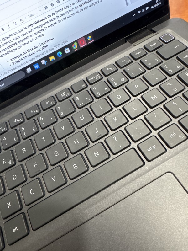 rénovation d’une cuisine avec plan de travail en granite et évier sous plan à Obernai 