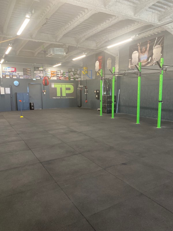 Coaching sur-mesure et personnalisé à Châteauneuf-lès-Martigues par Jerome qui est à votre disposition et vous accompagnera tout au long de la séance n’hésitez pas à le contacter