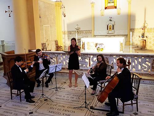 Animation messe mariage et cérémonie religieuse avec chanteur et musiciens à Aix-en-Provence en Provence