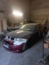 Réparation carrosserie d'un pare-choc avant sur BM à Miramas